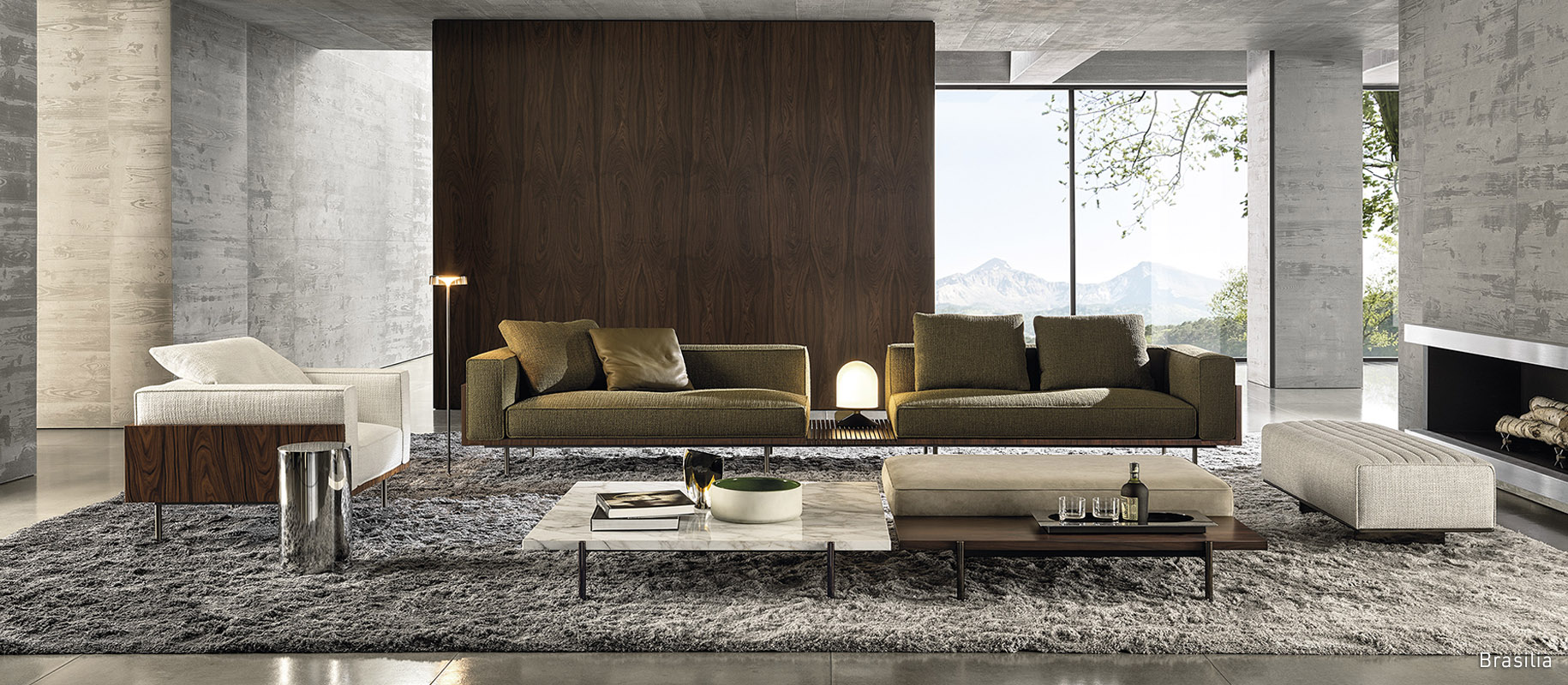 In 2021, the collaboration continued with the <strong>Brasilia</strong> and <strong>Superquadra</strong> families of furnishing pieces, sporting distinctively elegant proportions, and combining sophisticated materials such as marble, wood and metal. In addition, in the same year Marcio Kogan designed the <strong>Linha Studio </strong>desk and <strong>Daiki Studio</strong> armchairs, which launched the Studio Collection - the collection of tables, desks and chairs that elegantly interpret professional environments.