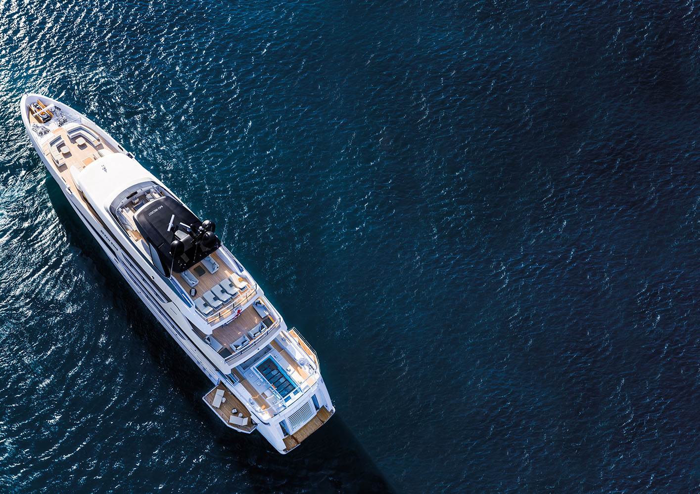 Sgabelli Per Yacht : Yacht seven sins yachting it