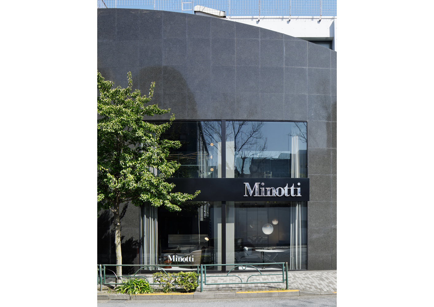 Minotti Tokyo / Boutique Aoyama by Sukeno