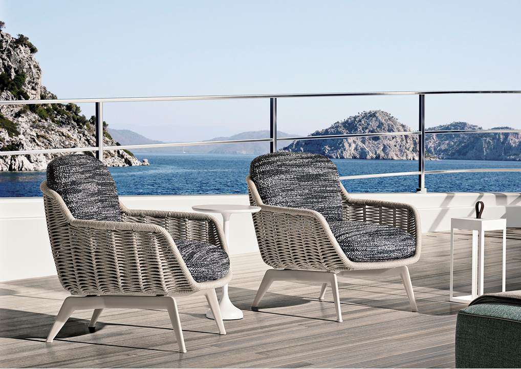 Minotti armchair deals