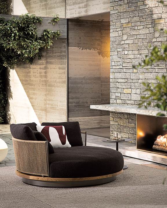 DAYLIGHT | LOVESEAT - EN