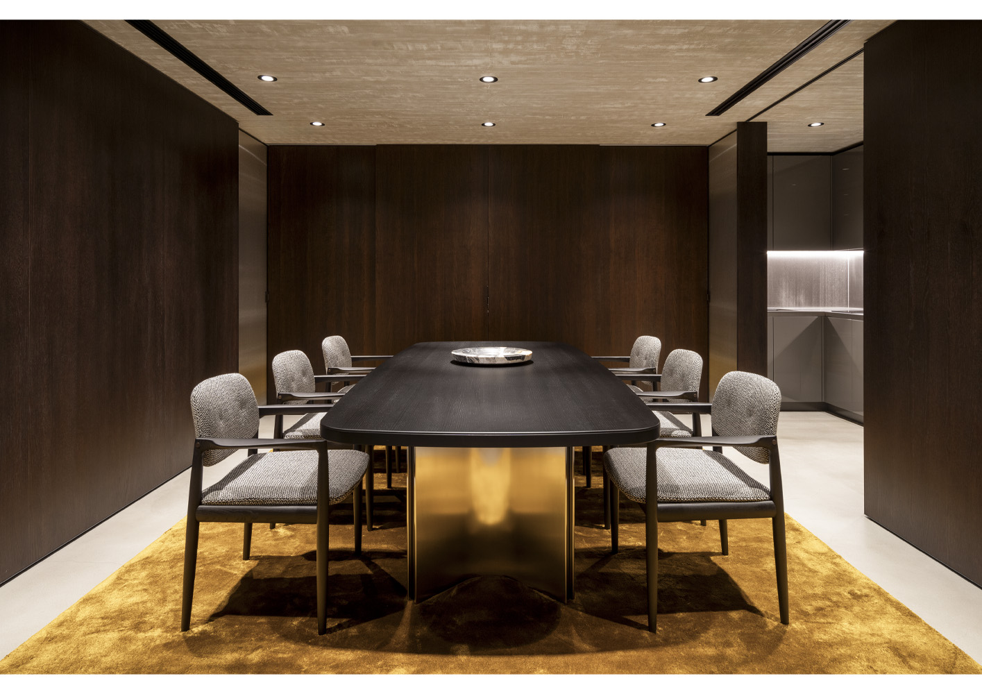 Minotti Kobe by Sukeno