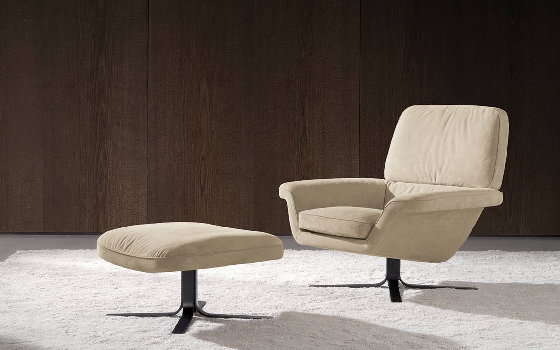BLAKE SOFT ARMCHAIRS EN