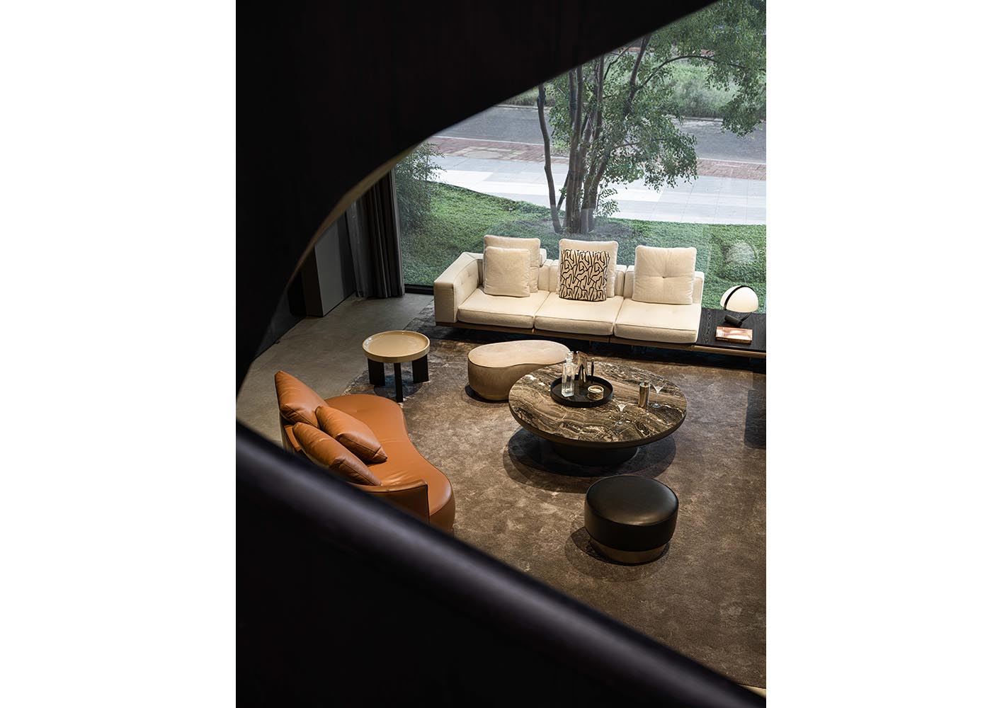 Minotti Zhengzhou by Xuanrong