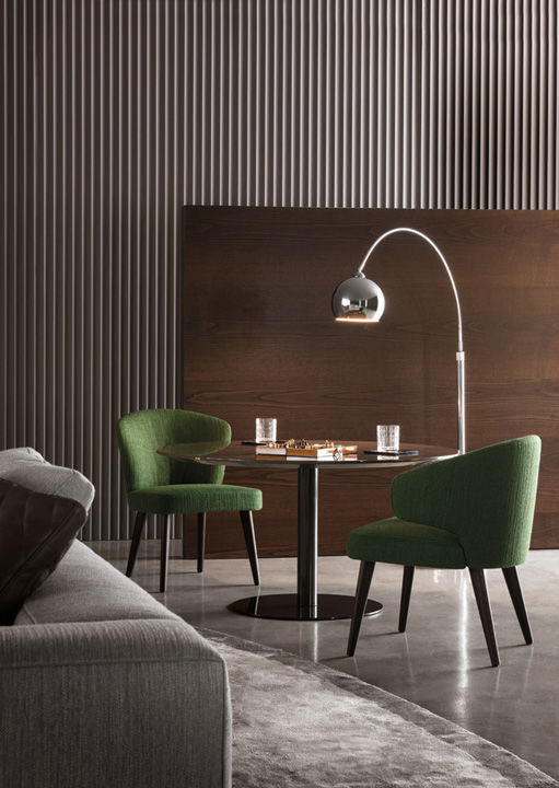 展示品　ミノッティ　アストン　ハイスツール　カウンターチェア　2脚セット　高級 展示品 ミノッティ アストン ハイスツール カウンターチェア 2脚